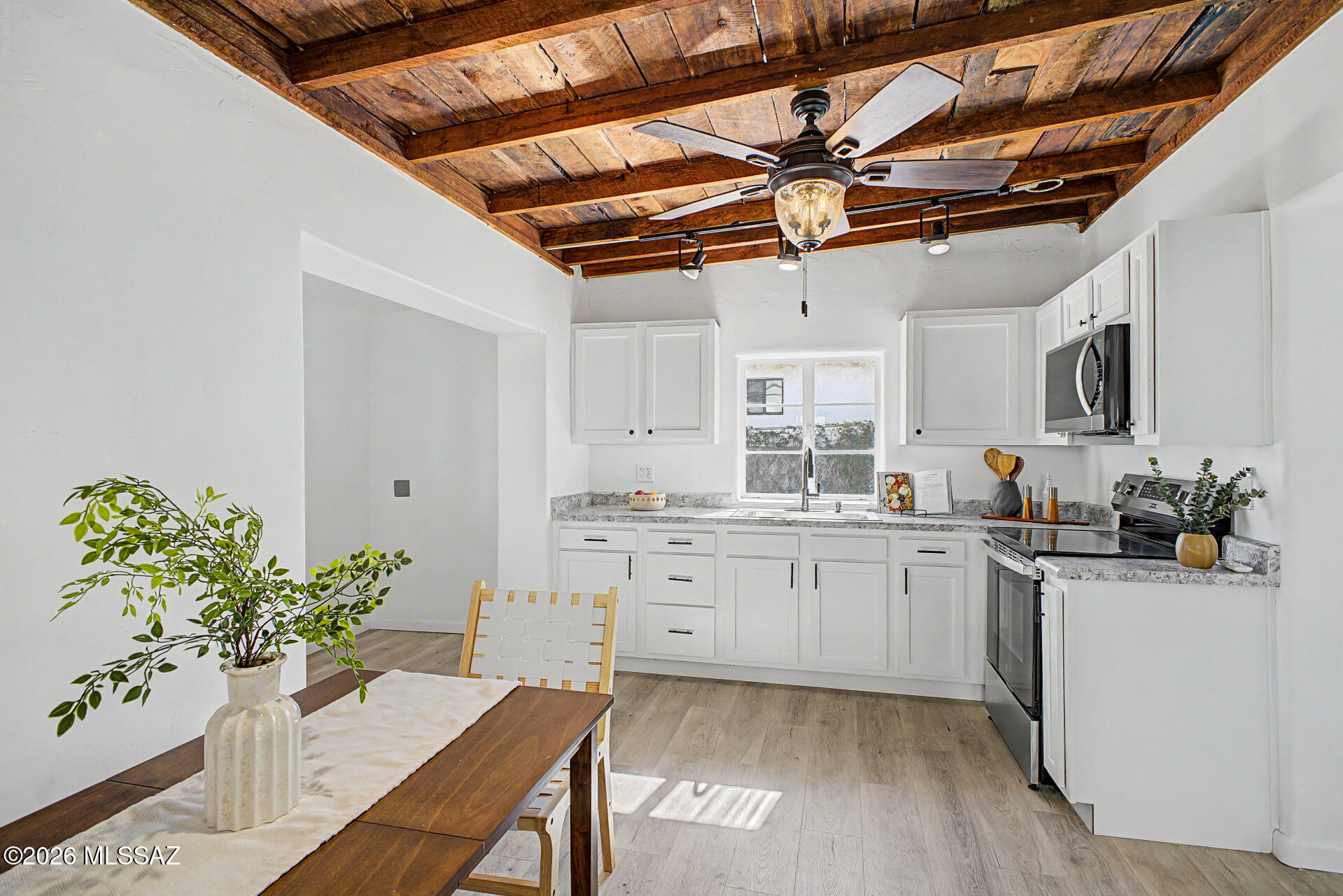 328 West 38th Street Tucson, AZ 85713 - Photo 11 of 27 Gallery Image 11
