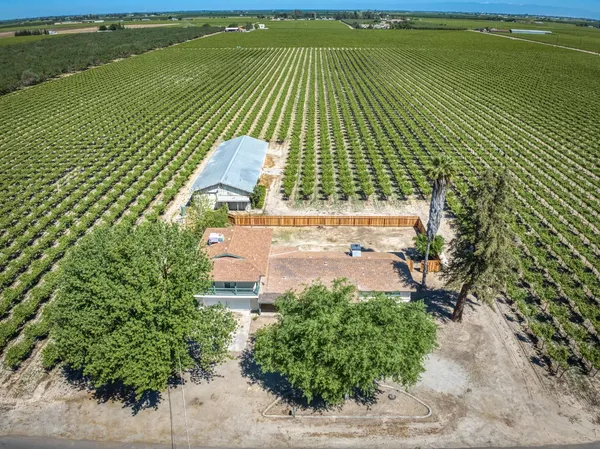 $595,000 | 4154 West Mountain View Avenue, Caruthers, CA 93609