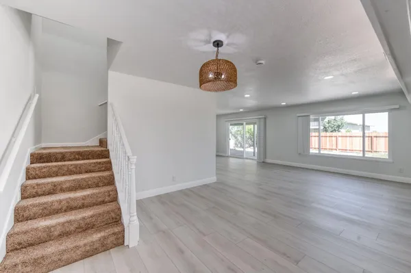 $550,000 | 4154 West Mountain View Avenue, Caruthers, CA 93609
