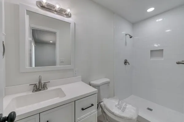 $550,000 | 4154 West Mountain View Avenue, Caruthers, CA 93609