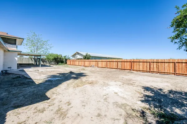 $550,000 | 4154 West Mountain View Avenue, Caruthers, CA 93609