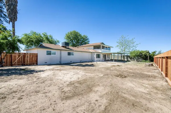 $550,000 | 4154 West Mountain View Avenue, Caruthers, CA 93609