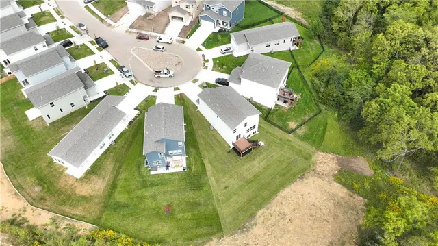 $429,950 | 701 Glenn Circle, Raymore, MO 64083