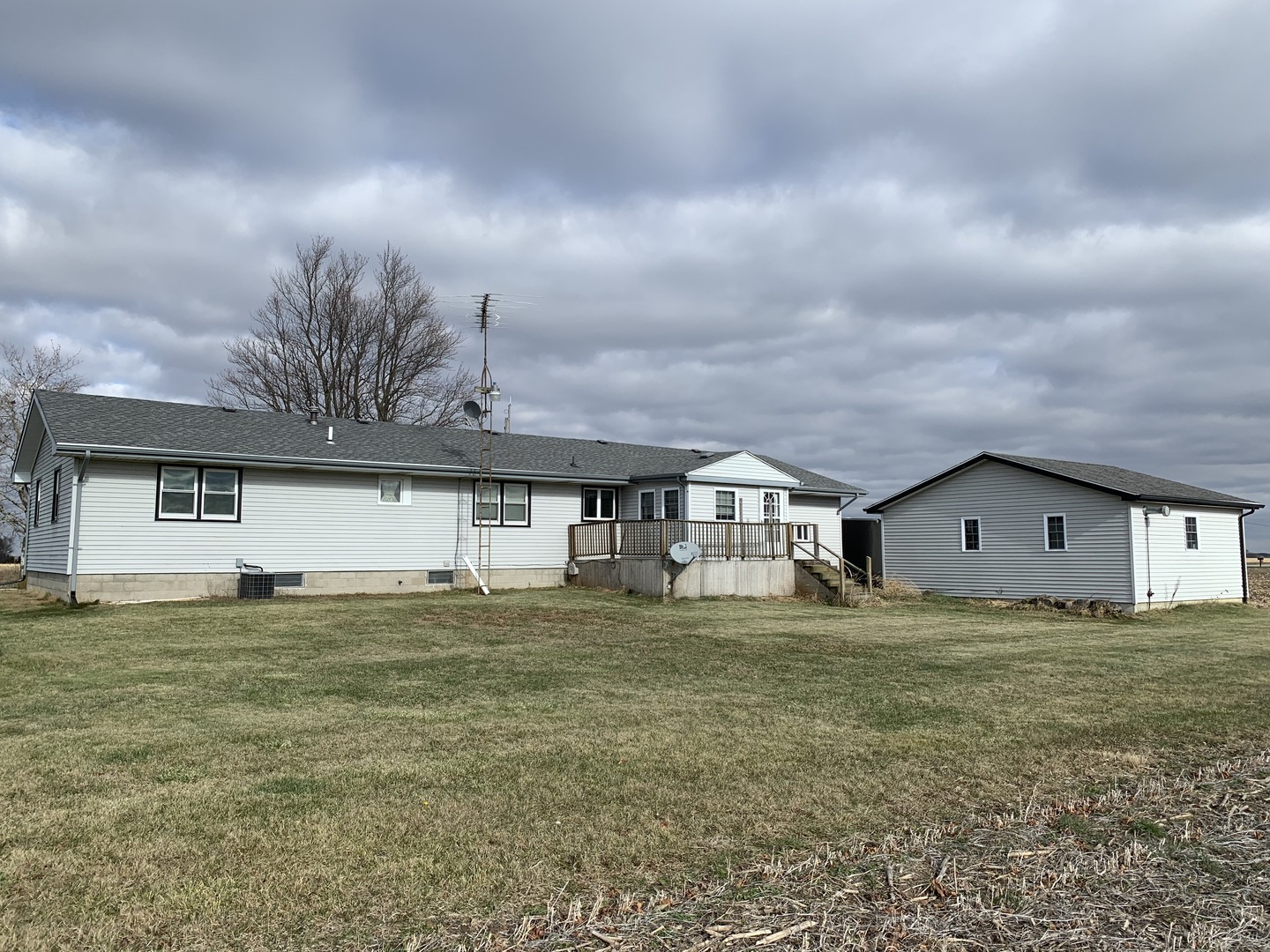 11624 Highway 17 Bonfield, IL 60913 - Photo 13 of 14 a view of a yard in front of a house