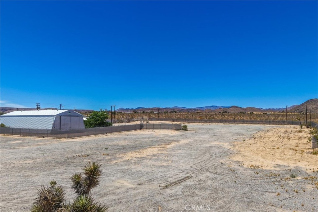 56166 Handley Road Yucca Valley, CA 92284 - Photo 57 of 68 Gallery Image 57