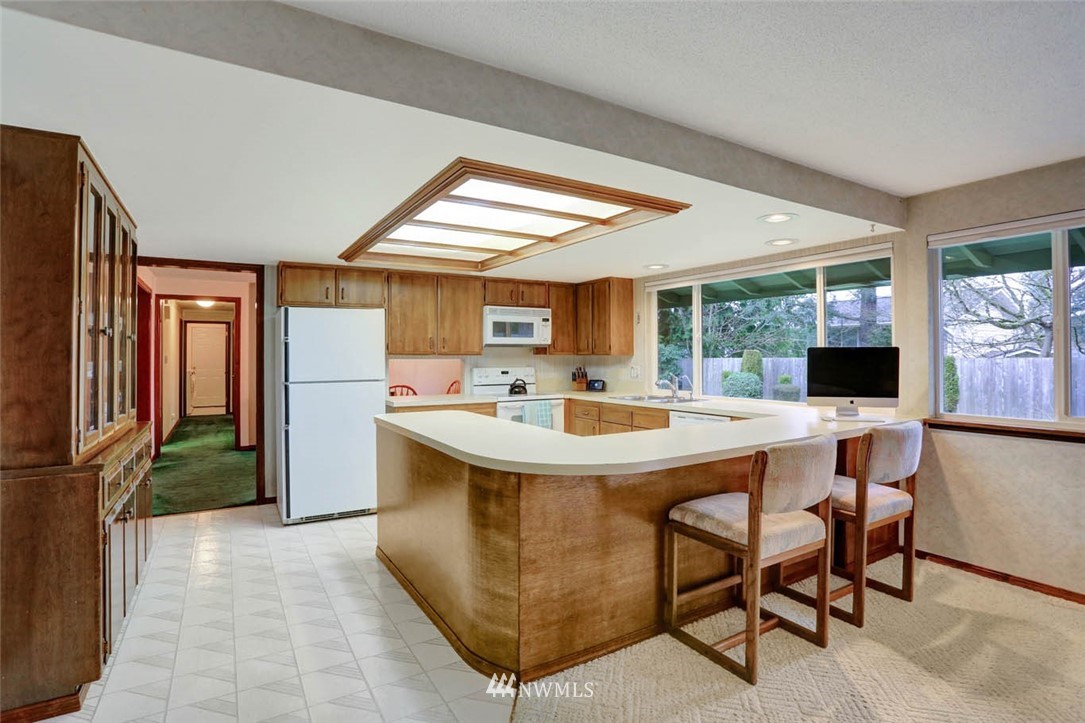 14218 Southeast 165th Place Renton, WA 98058 - Photo 12 of 25 Gallery Image 12