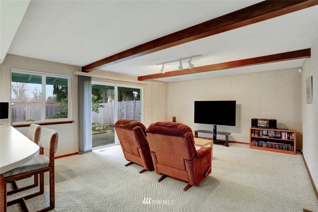 14218 Southeast 165th Place Renton, WA 98058 - Photo 13 of 25 Gallery Image 13