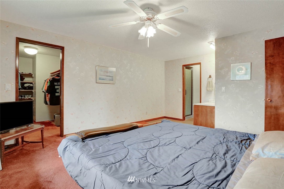 14218 Southeast 165th Place Renton, WA 98058 - Photo 17 of 25 Gallery Image 17