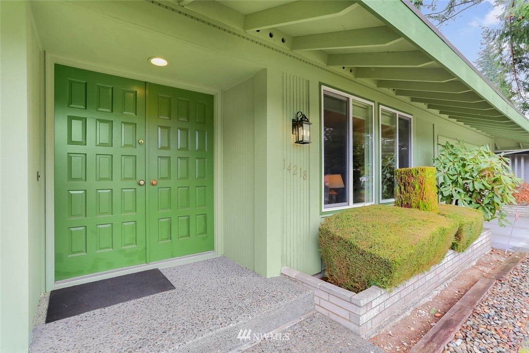 14218 Southeast 165th Place Renton, WA 98058 - Photo 3 of 25 Gallery Image 3