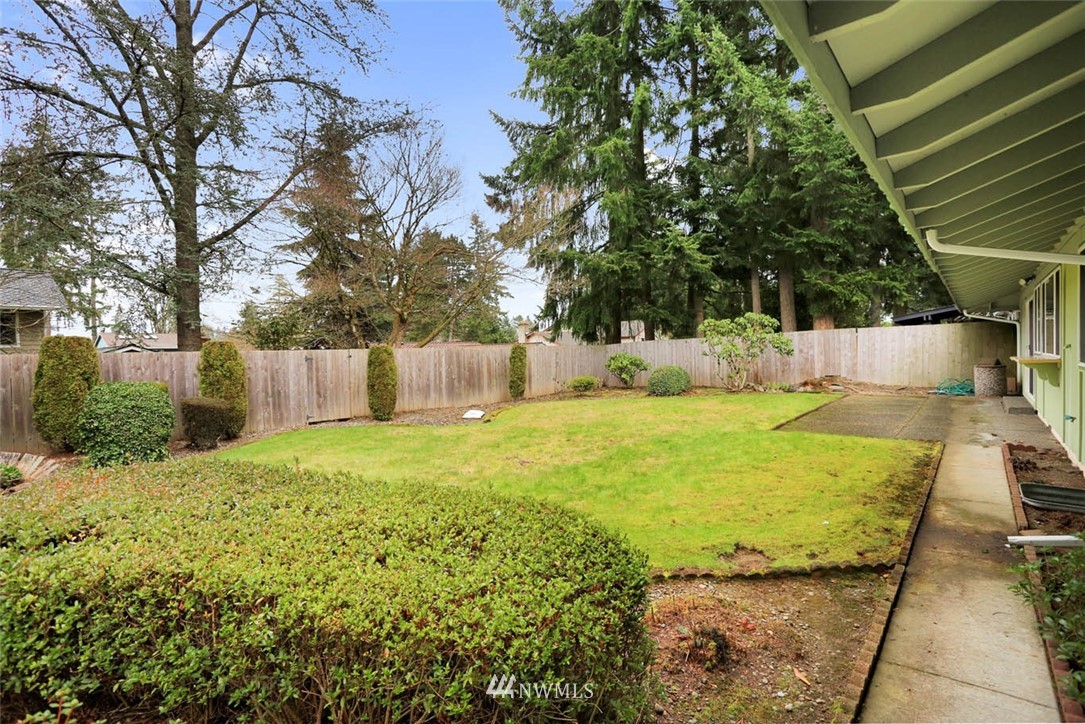 14218 Southeast 165th Place Renton, WA 98058 - Photo 23 of 25 Gallery Image 23