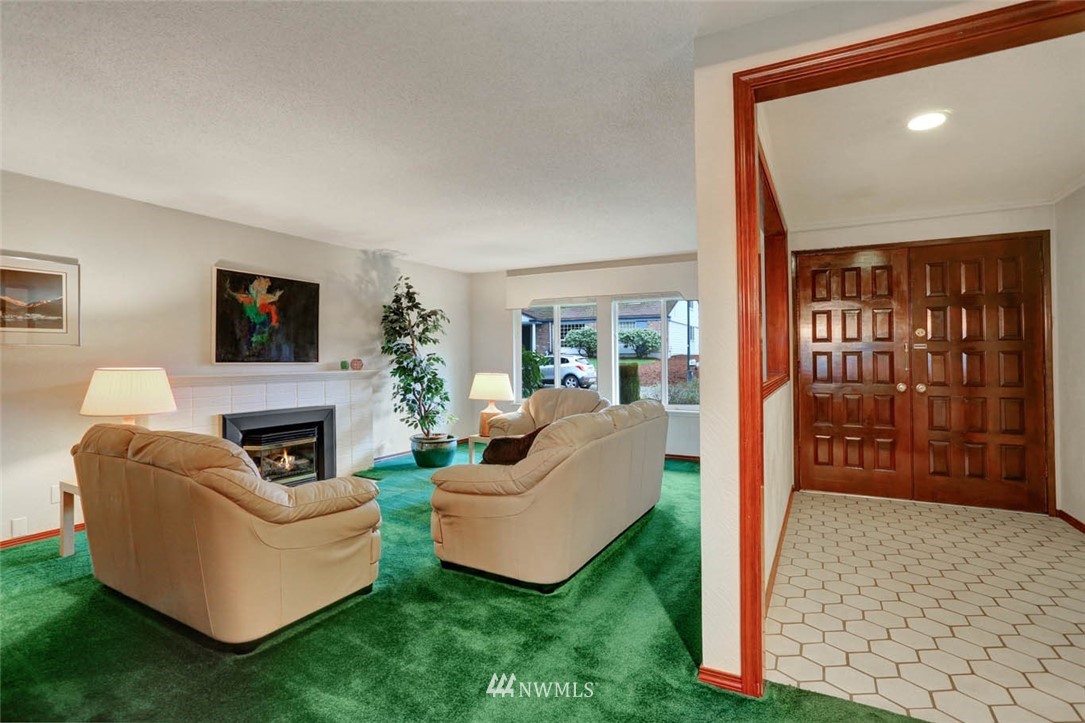 14218 Southeast 165th Place Renton, WA 98058 - Photo 6 of 25 Gallery Image 6