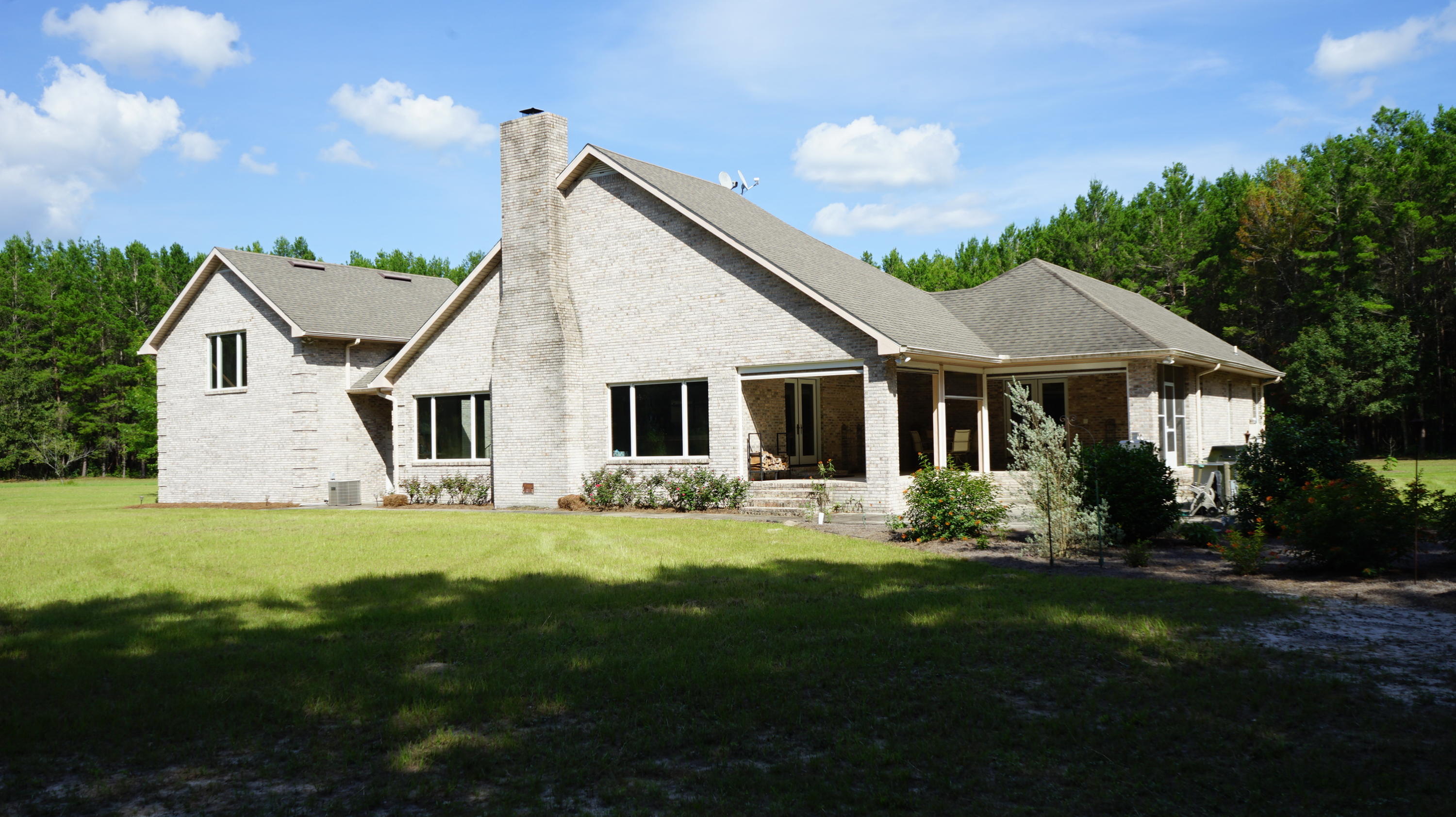 414 Southeast Harding Street Madison, FL 32340 - Photo 1 of 74 DSC02062