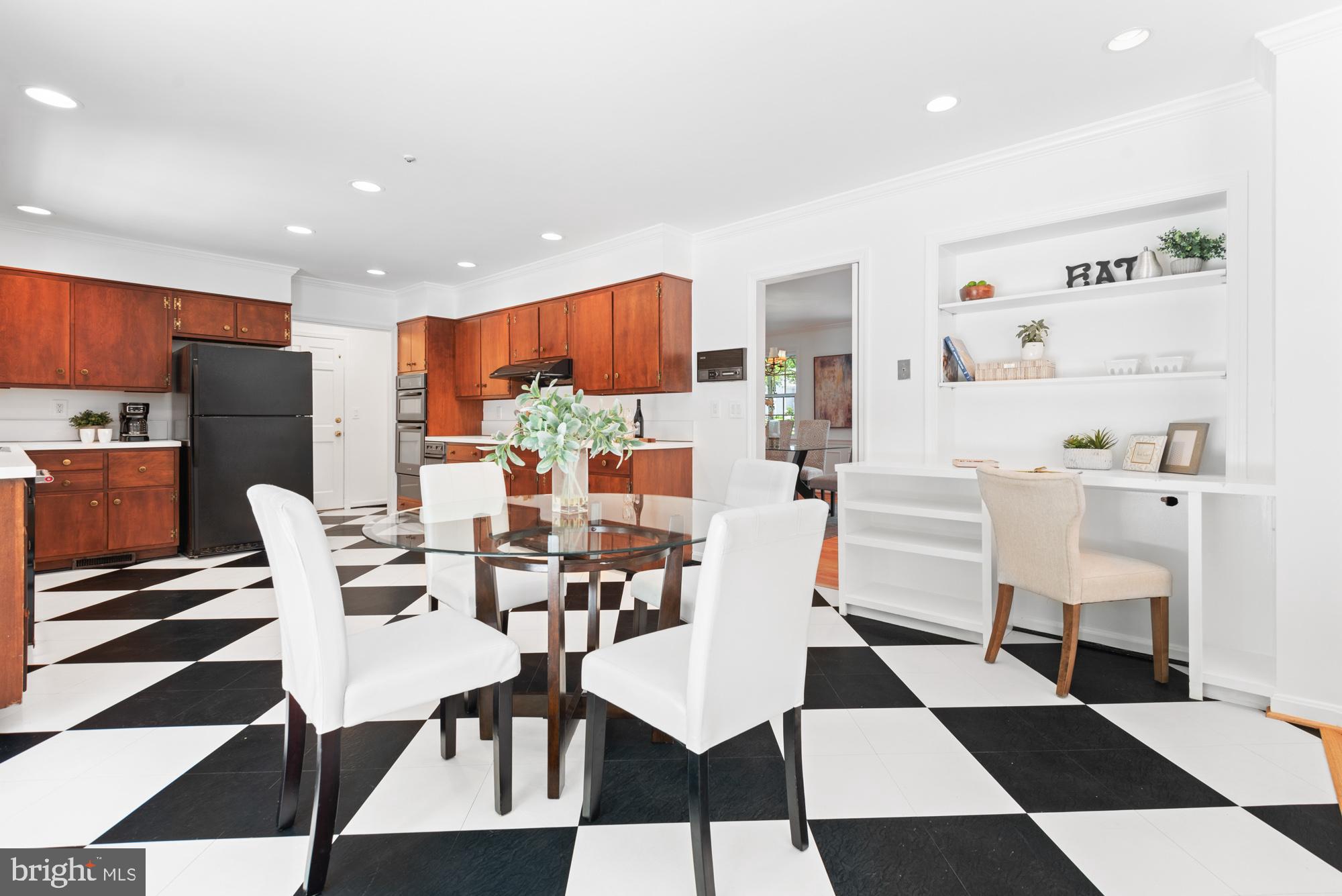 8710 Belmart Road Potomac, MD 20854 - Photo 18 of 44