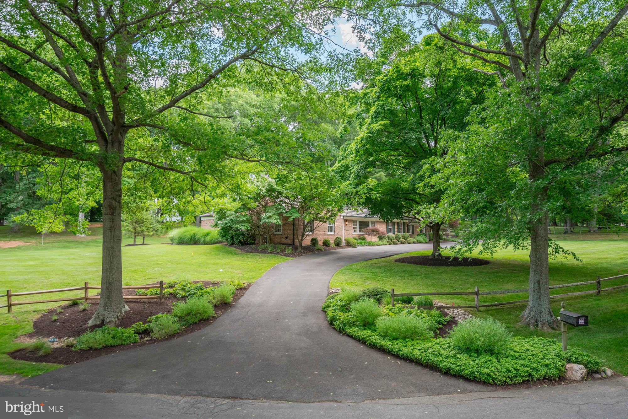 8710 Belmart Road Potomac, MD 20854 - Photo 2 of 44