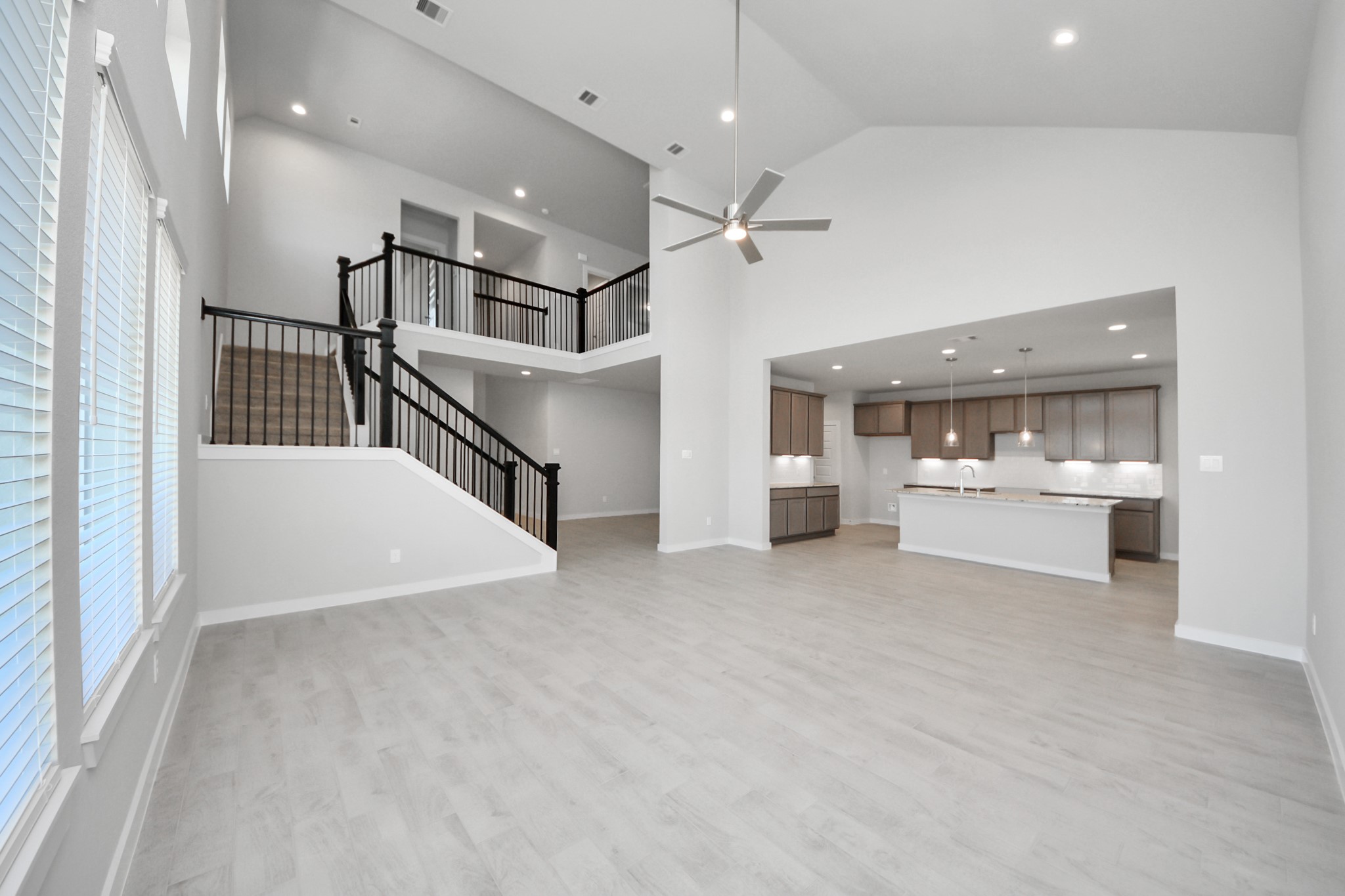 15807 Telge Ridge Lane Cypress, TX 77429 - Photo 20 of 45 a view of a hallway with kitchen and entryway