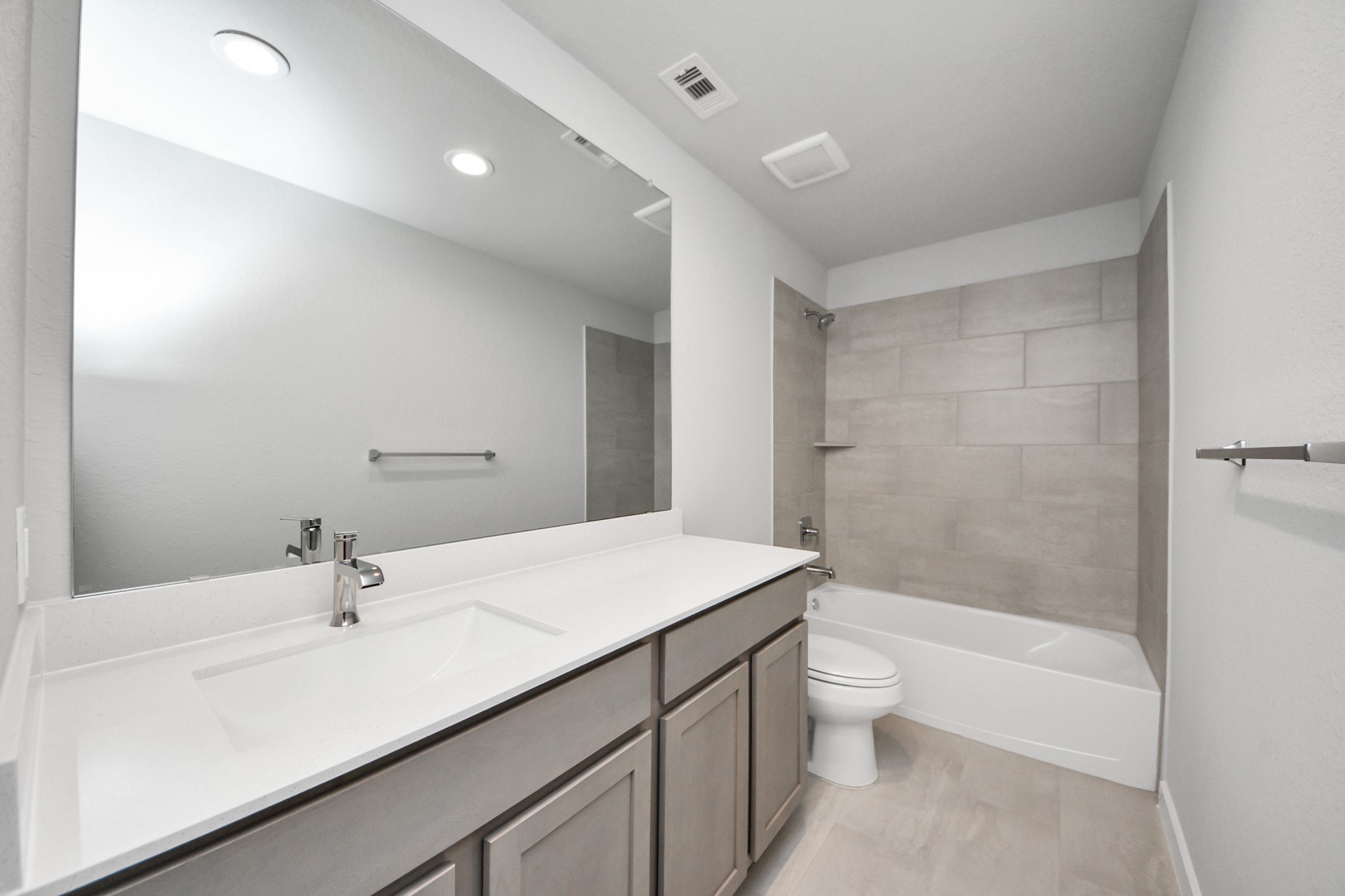 15807 Telge Ridge Lane Cypress, TX 77429 - Photo 33 of 45 a bathroom with a sink a toilet and shower