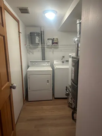 $2,350 | 1942 Heron Avenue, Unit B, Schaumburg, IL 60193