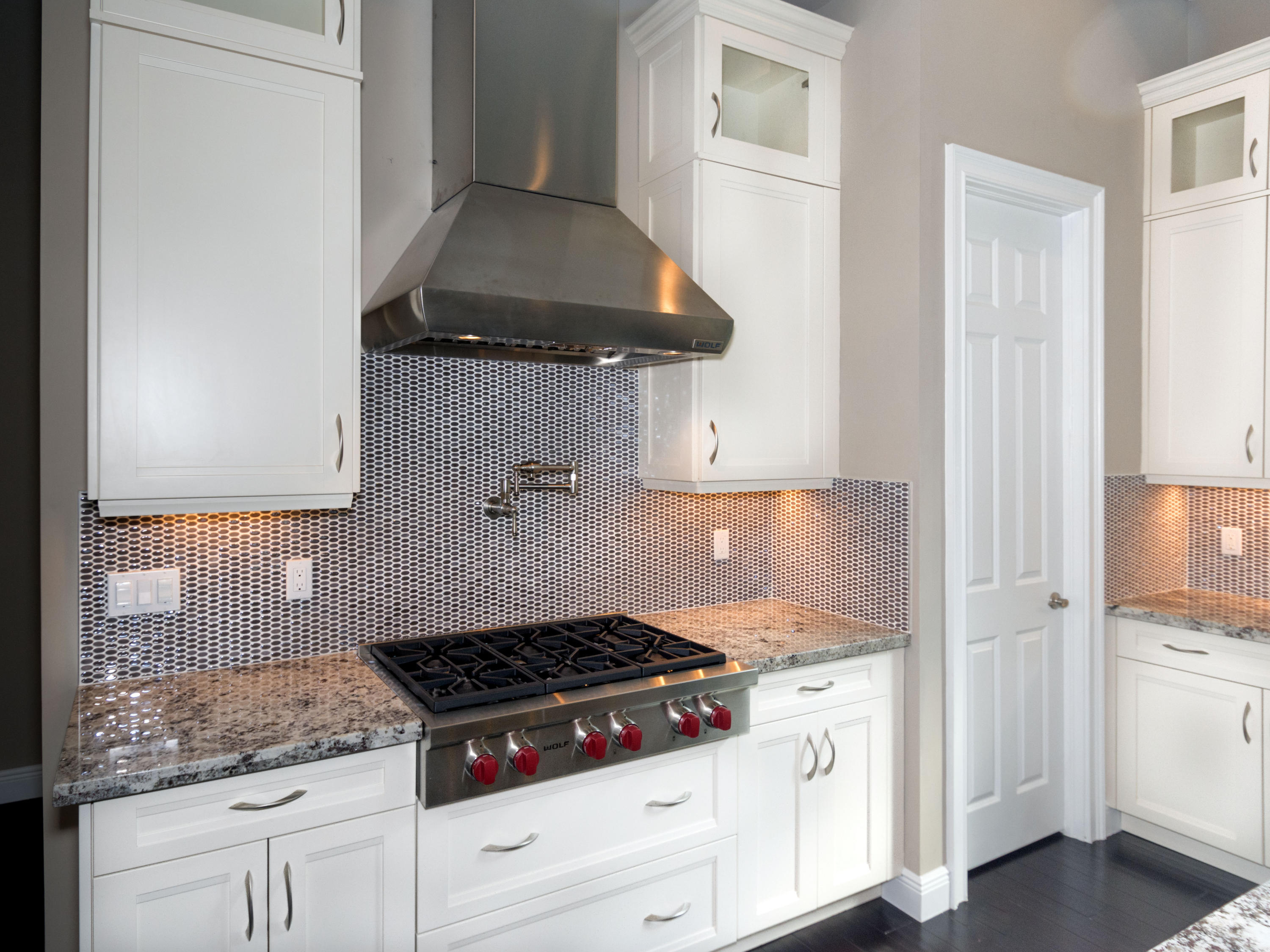 17872 Key Vista Way Boca Raton, FL 33496 - Photo 8 of 41 Decorative Tile backslash