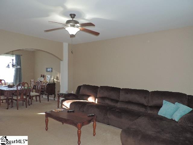 302 Forked Oak Way Fountain Inn, SC 29644 - Photo 8 of 22 Gallery Image 8
