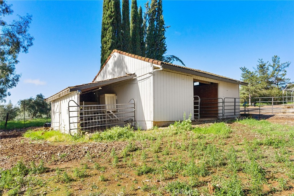 32 Mission Olive Road Oroville, CA 95966 - Photo 33 of 52 a house with trees in front of it