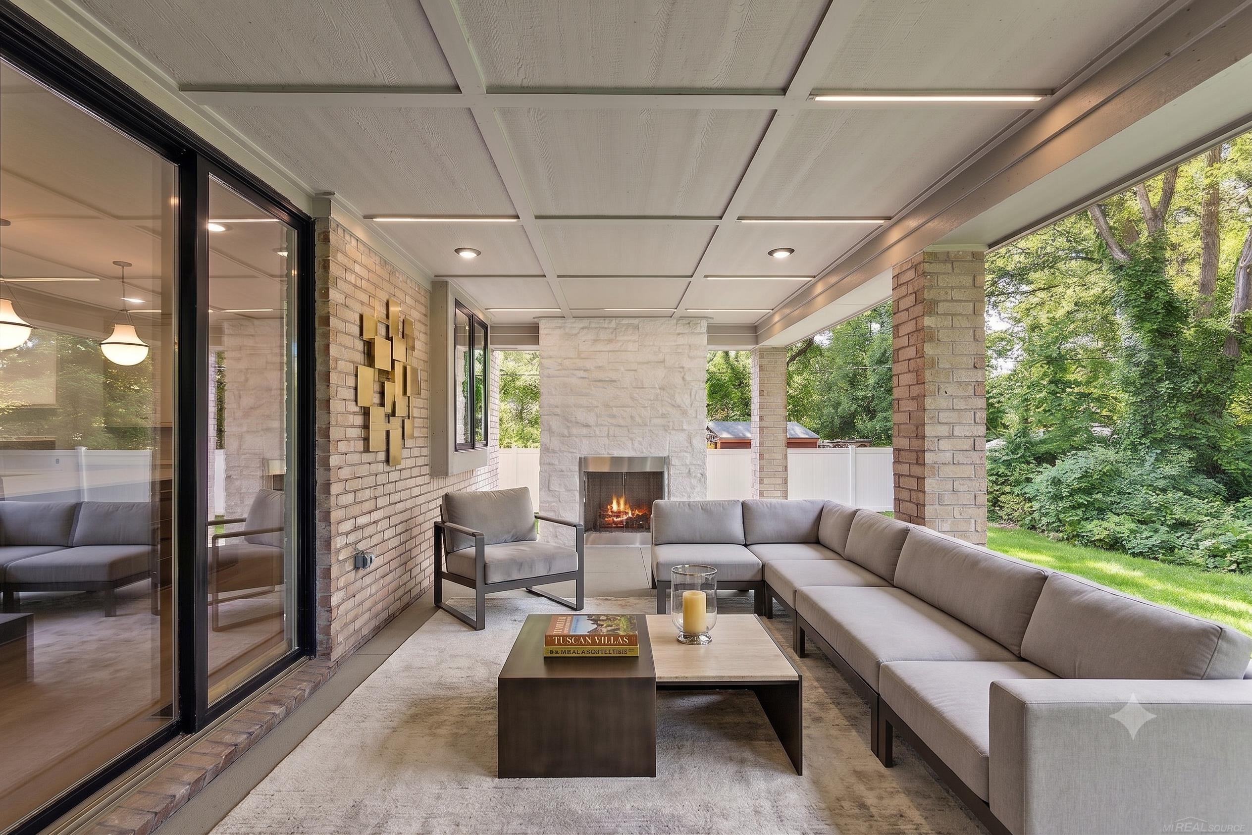 1051 East Avon Road Rochester Hills, MI 48307 - Photo 6 of 61 Gallery Image 6