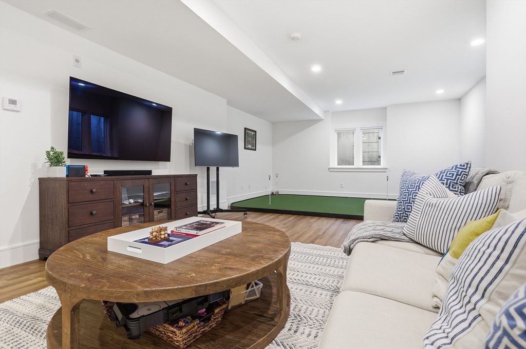 25 Stow Street Concord, MA 01742 - Photo 29 of 36