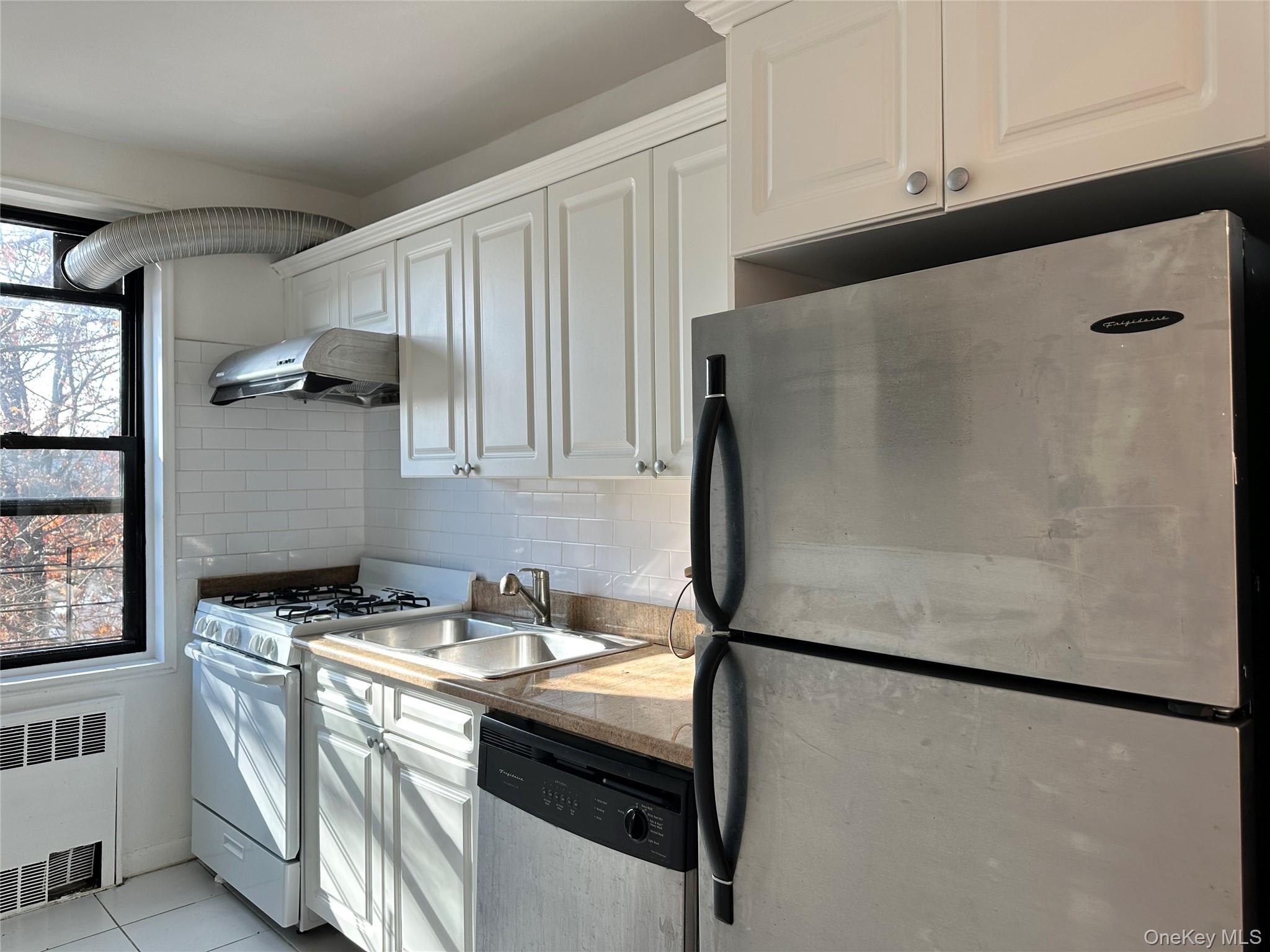 150-29 72nd Road, Unit 3L Queens, NY 11367 - Photo 11 of 17