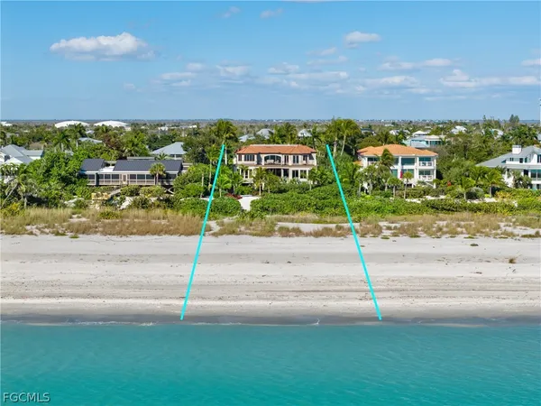 a view of yard with ocean view