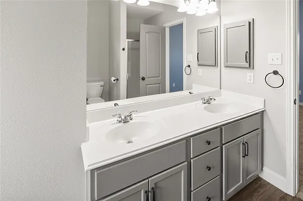 $1,900 | 916 Crested Point Drive, College Station, TX 77845