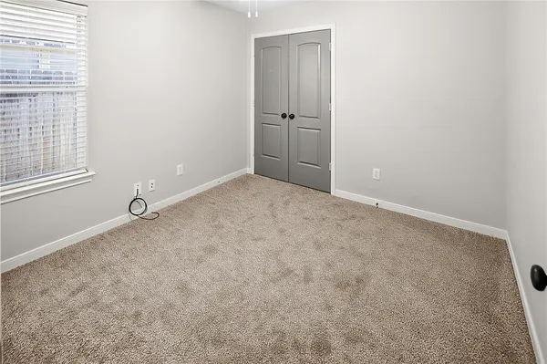 $1,900 | 916 Crested Point Drive, College Station, TX 77845