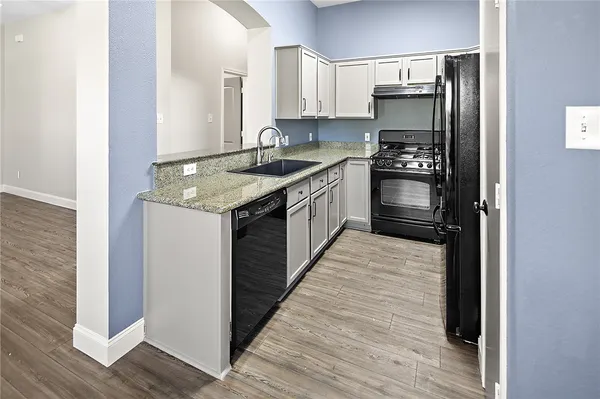 $1,900 | 916 Crested Point Drive, College Station, TX 77845