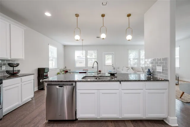 $2,500 | 7405 Buchholz Street, Unit 48, Austin, TX 78745