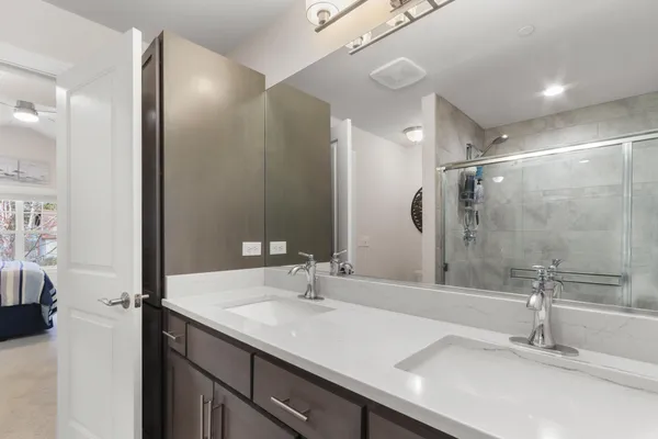 $879,900 | 193 2nd Avenue, Fontana, WI 53125