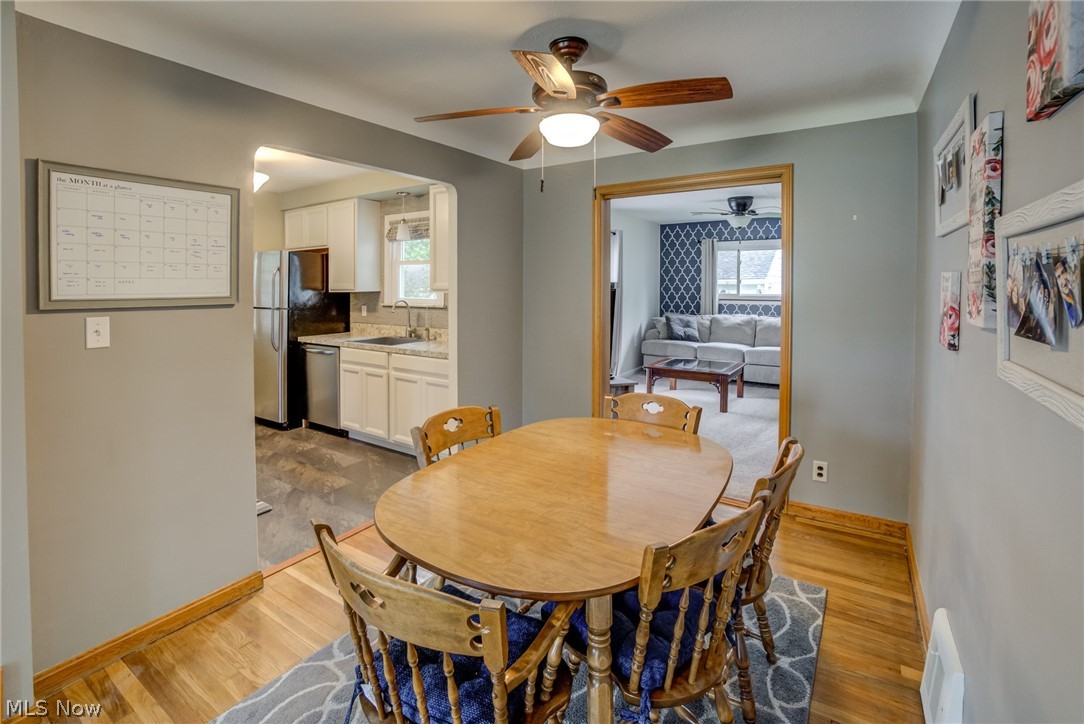 4997 North Barton Road Cleveland, OH 44124 - Photo 11 of 28 Gallery Image 11