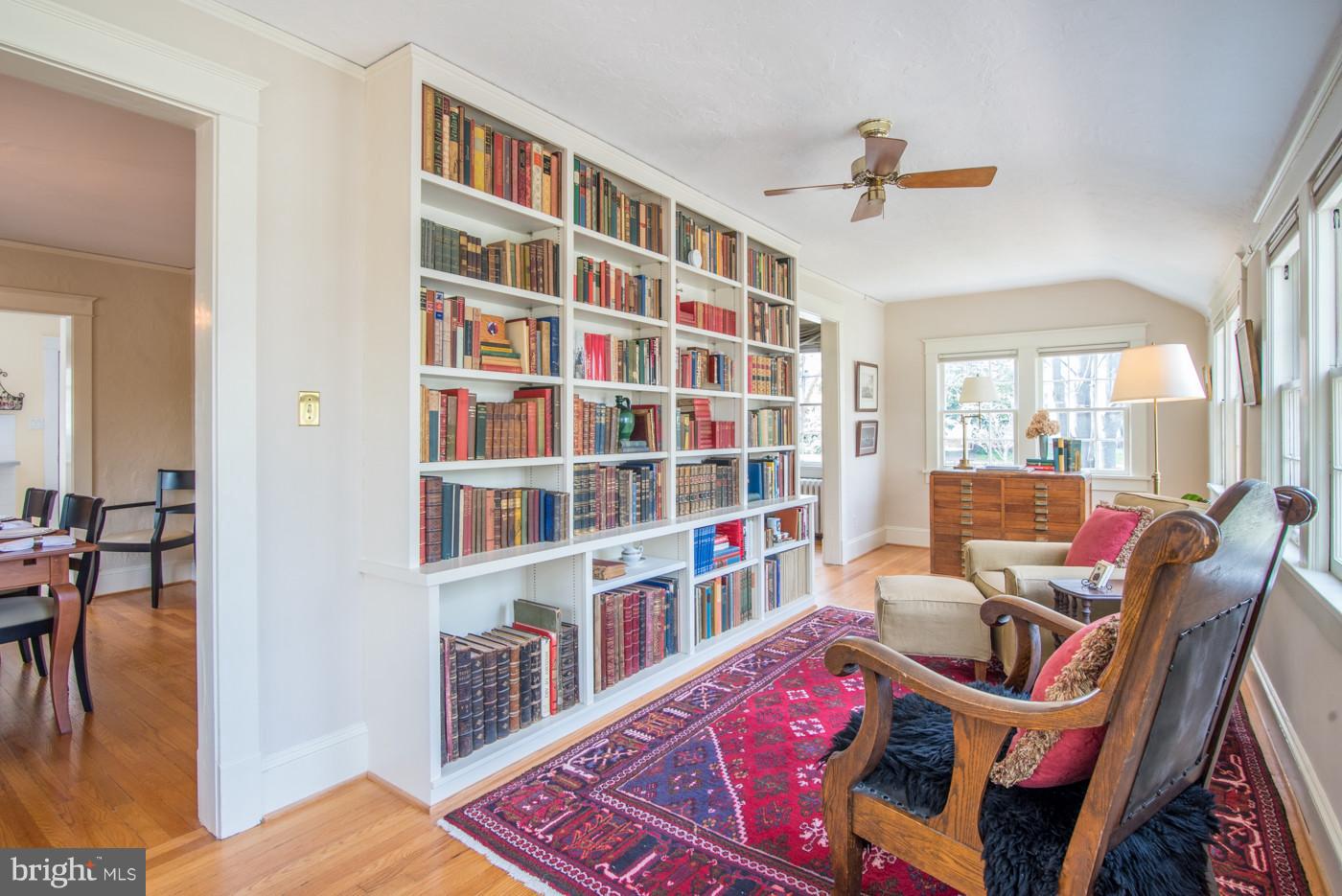 207 Russell Road Alexandria, VA 22301 - Photo 16 of 30 Interior (General)
