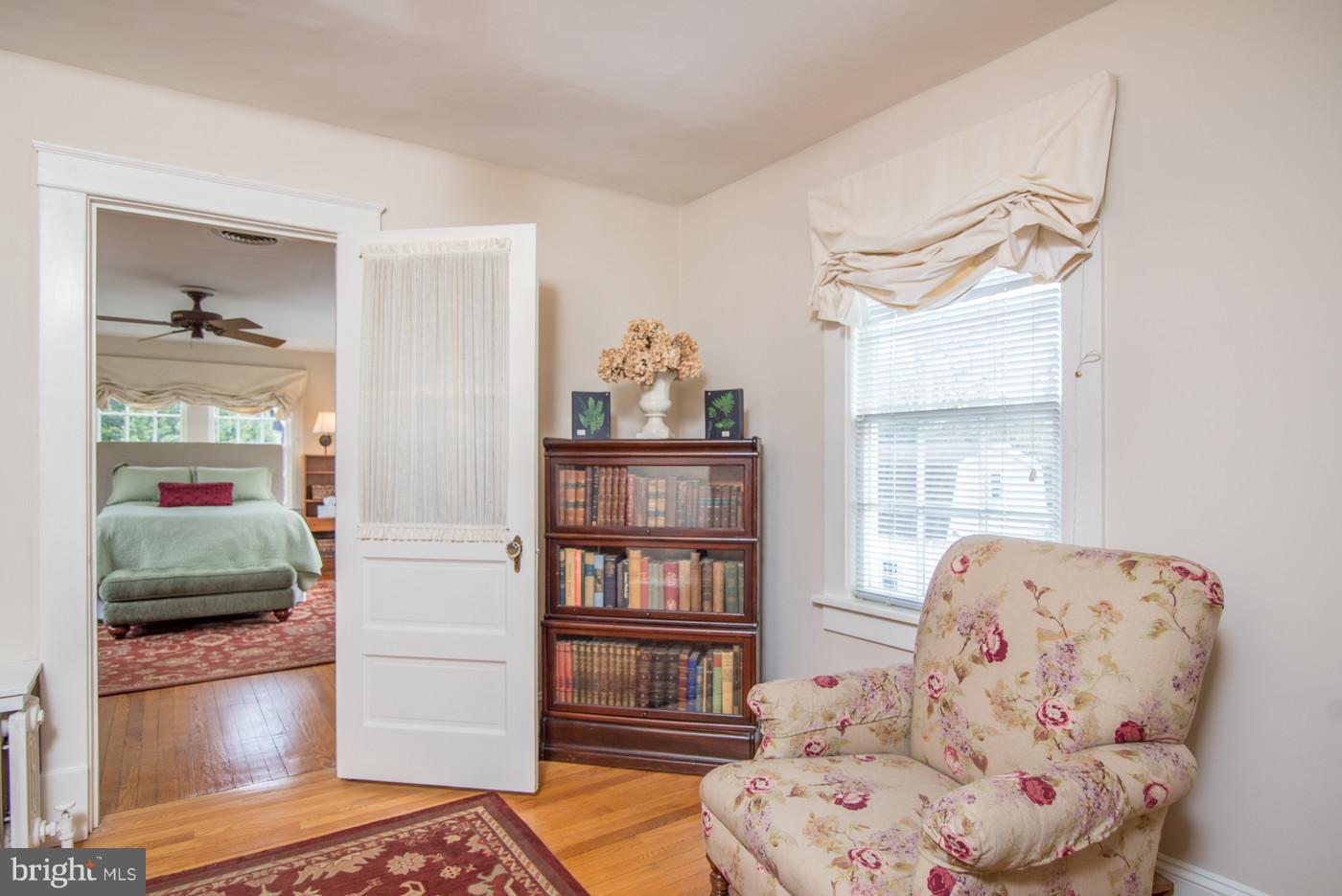 207 Russell Road Alexandria, VA 22301 - Photo 20 of 30 Bedroom (Master)