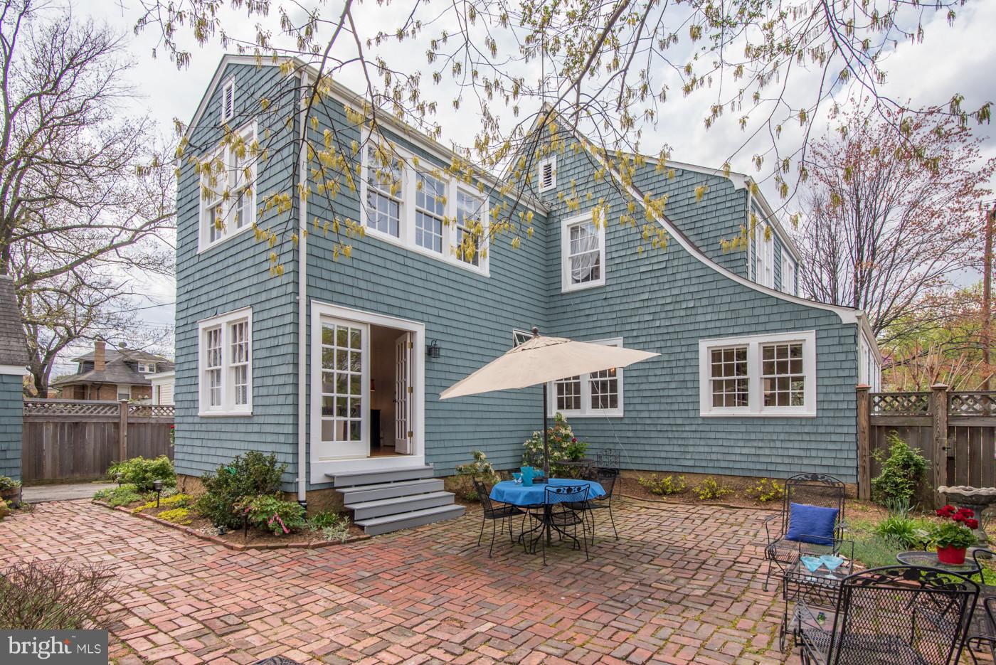 207 Russell Road Alexandria, VA 22301 - Photo 28 of 30 Exterior (Rear)