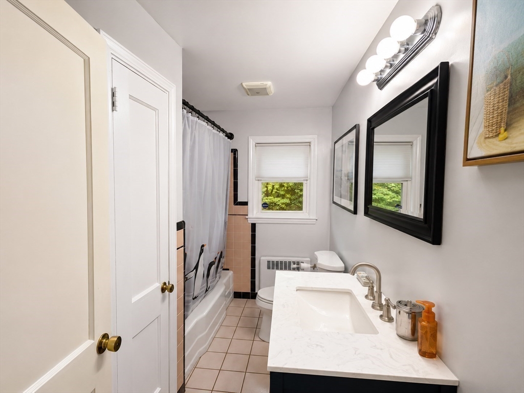 6 Hara Street Worcester, MA 01604 - Photo 10 of 21