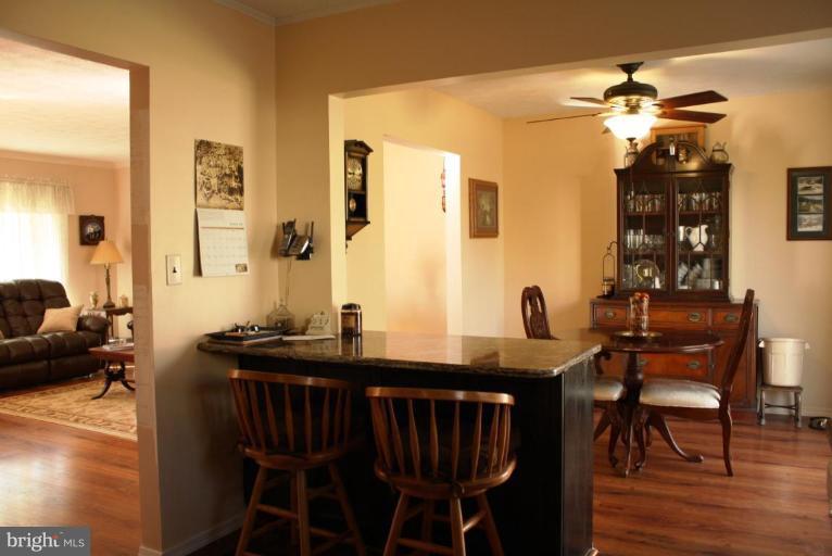 8615 Sherington Road Nottingham, MD 21236 - Photo 4 of 30 Kitchen/Dining Room