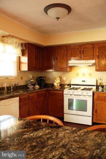 8615 Sherington Road Nottingham, MD 21236 - Photo 9 of 30 Kitchen #2
