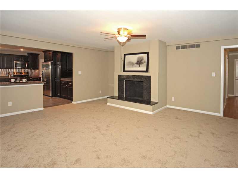 6436 Graham Road Indianapolis, IN 46220 - Photo 11 of 24 Gallery Image 11