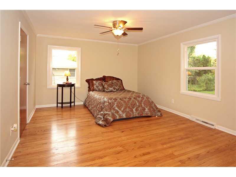 6436 Graham Road Indianapolis, IN 46220 - Photo 14 of 24 Gallery Image 14