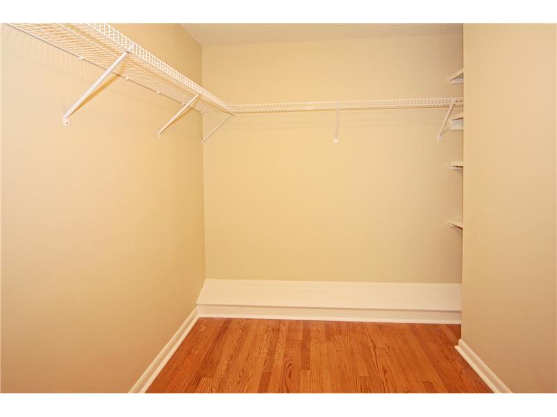 6436 Graham Road Indianapolis, IN 46220 - Photo 16 of 24 Gallery Image 16