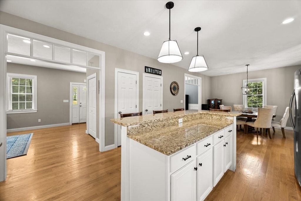 45 White Pines Road Bridgewater, MA 02324 - Photo 6 of 42