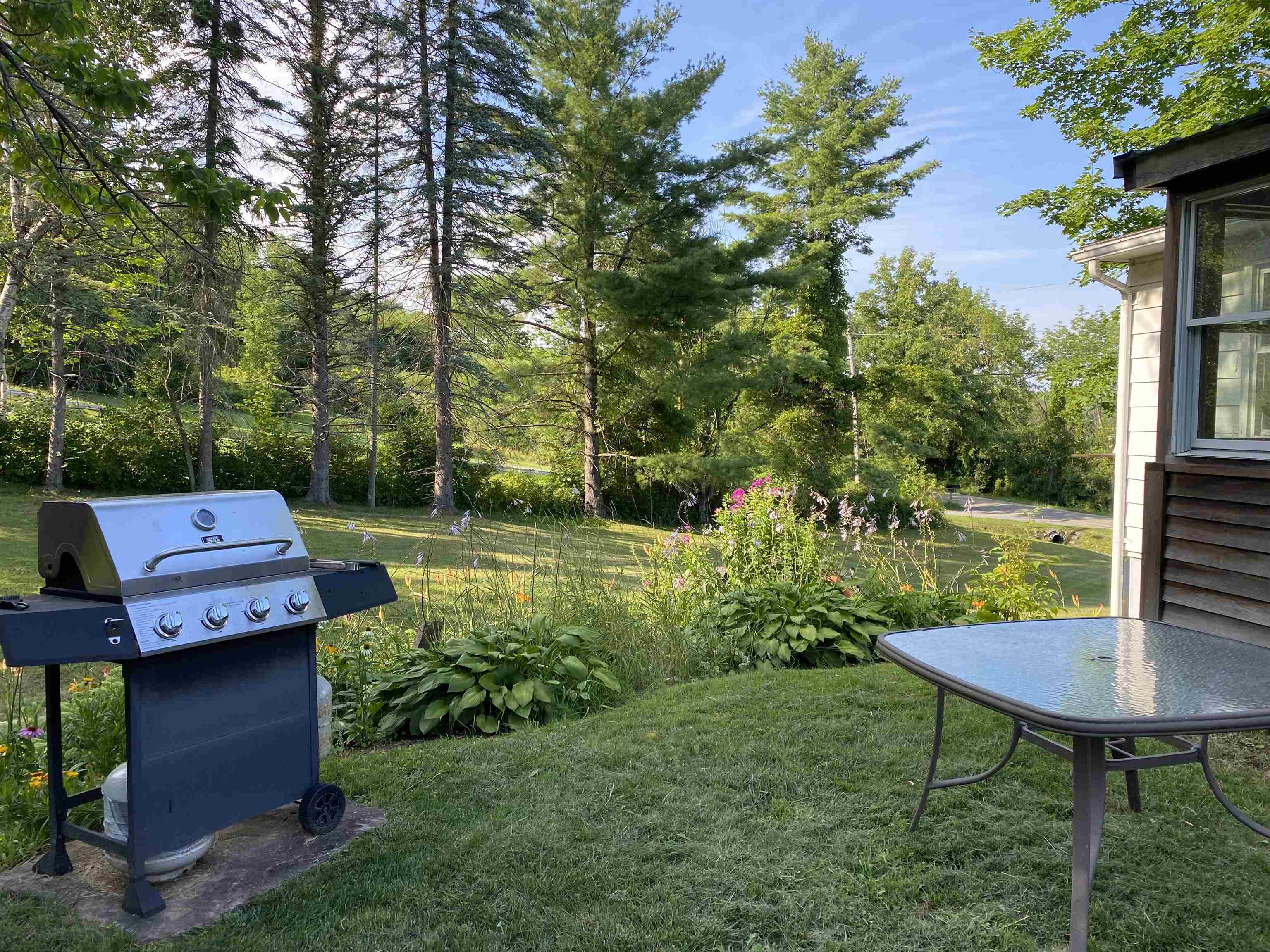 2616 Guinea Road Charlotte, VT 05445 - Photo 4 of 25 Gallery Image 4