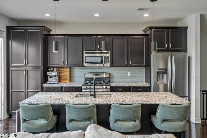 6 Alexanders Road Hackettstown, NJ 07840 - Photo 13 of 34