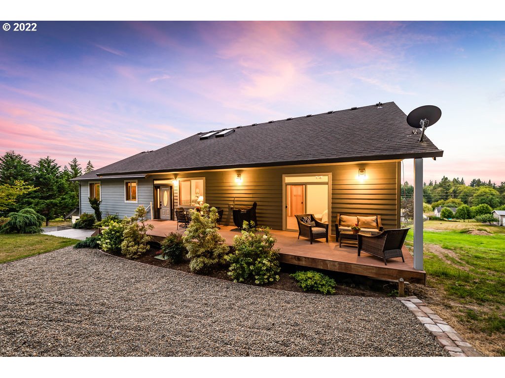 809 Insel Road Woodland, WA 98674 - Photo 4 of 32 Gallery Image 4