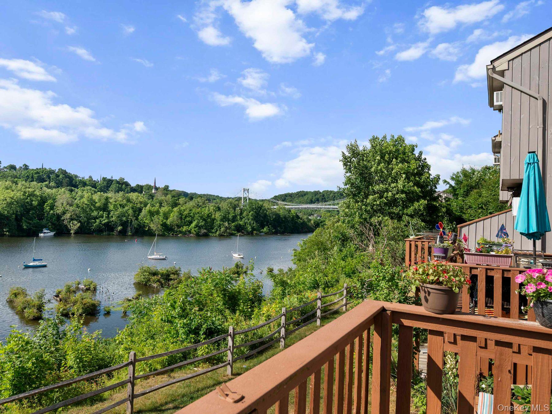 17 Rondout Harbor Port Ewen, NY 12466 - Photo 7 of 36