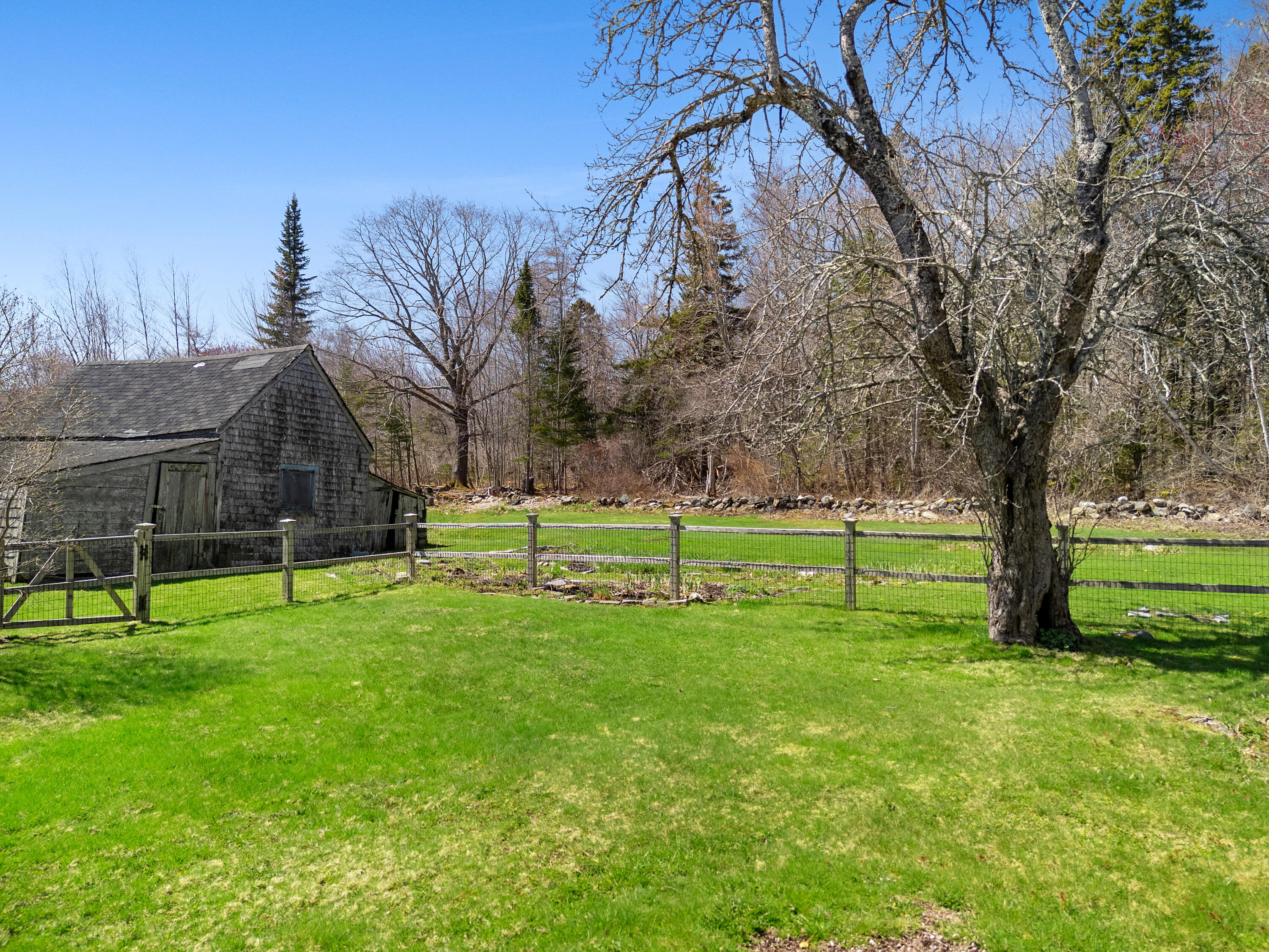 209 Port Clyde Road Tenants Harbor, ME 04860 - Photo 47 of 64 DJI_20250428111332_0967_D