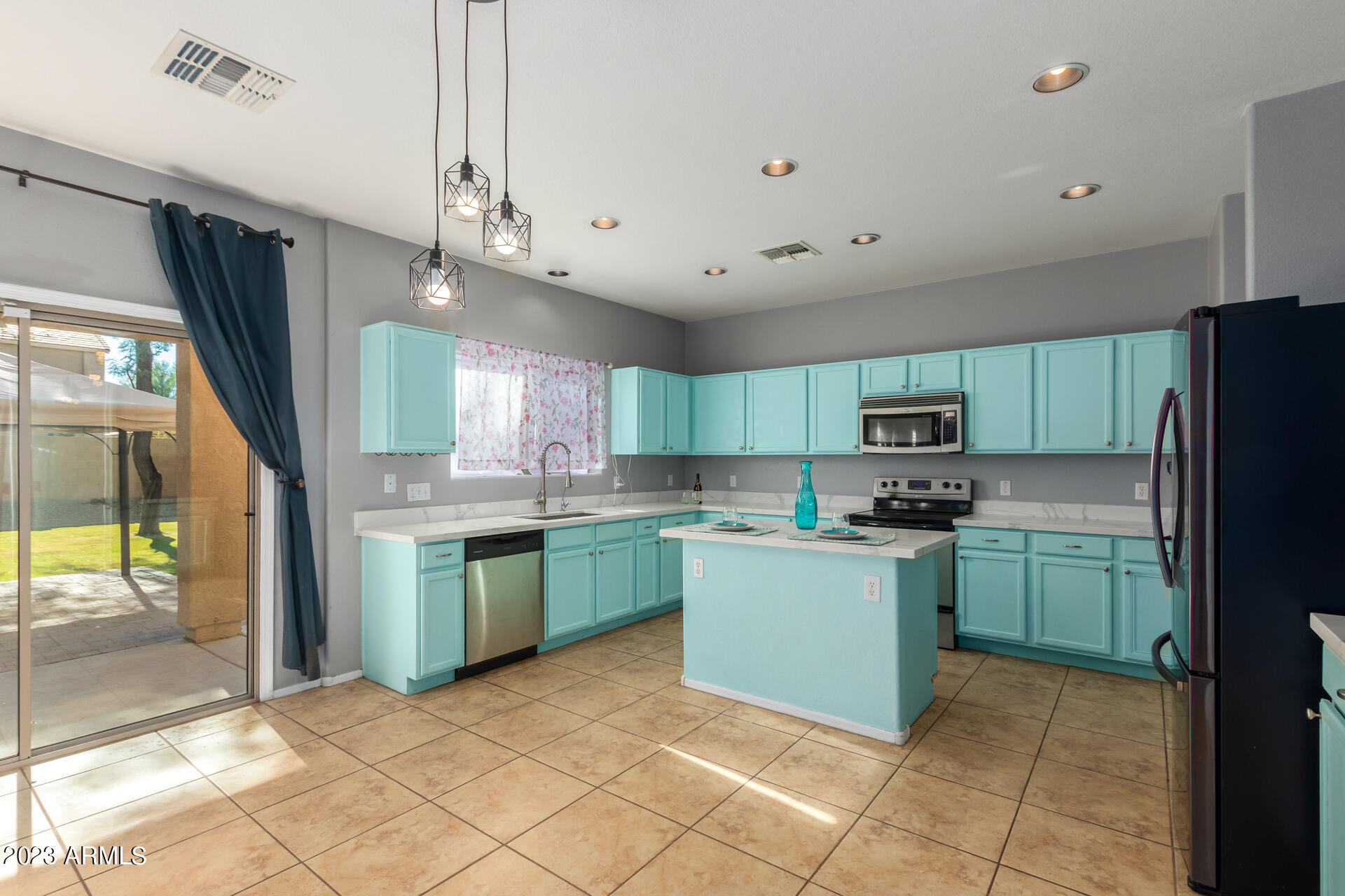 45665 West Amsterdam Road Maricopa, AZ 85139 - Photo 14 of 32 09 - Amsterdam